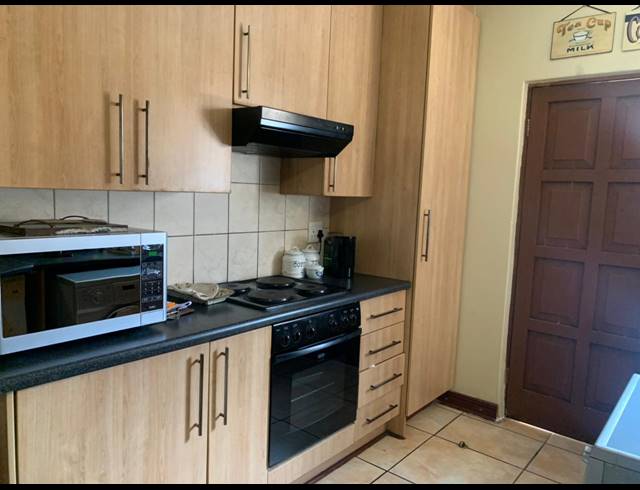 2 BEDROOM APARTMENT FOR SALE IN HEIDELBERG CENTRAL